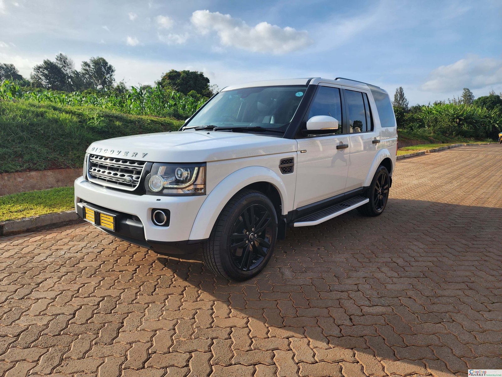Land Rover Discovery 4 HSE QUICKEST SALE Triple SUNROOF You Pay 30% Deposit Trade in Ok For sale in kenya Hire purchase installments