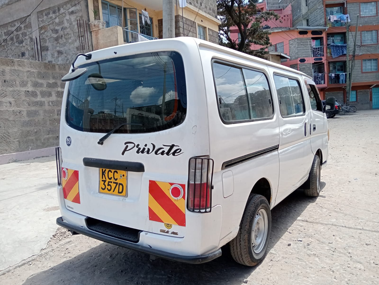 Nissan caravan for sale in Kenya 🔥 QUICK SALE urvan van You Pay 40% Deposit Trade in Ok EXCLUSIVE hire purchase installments (SOLD)