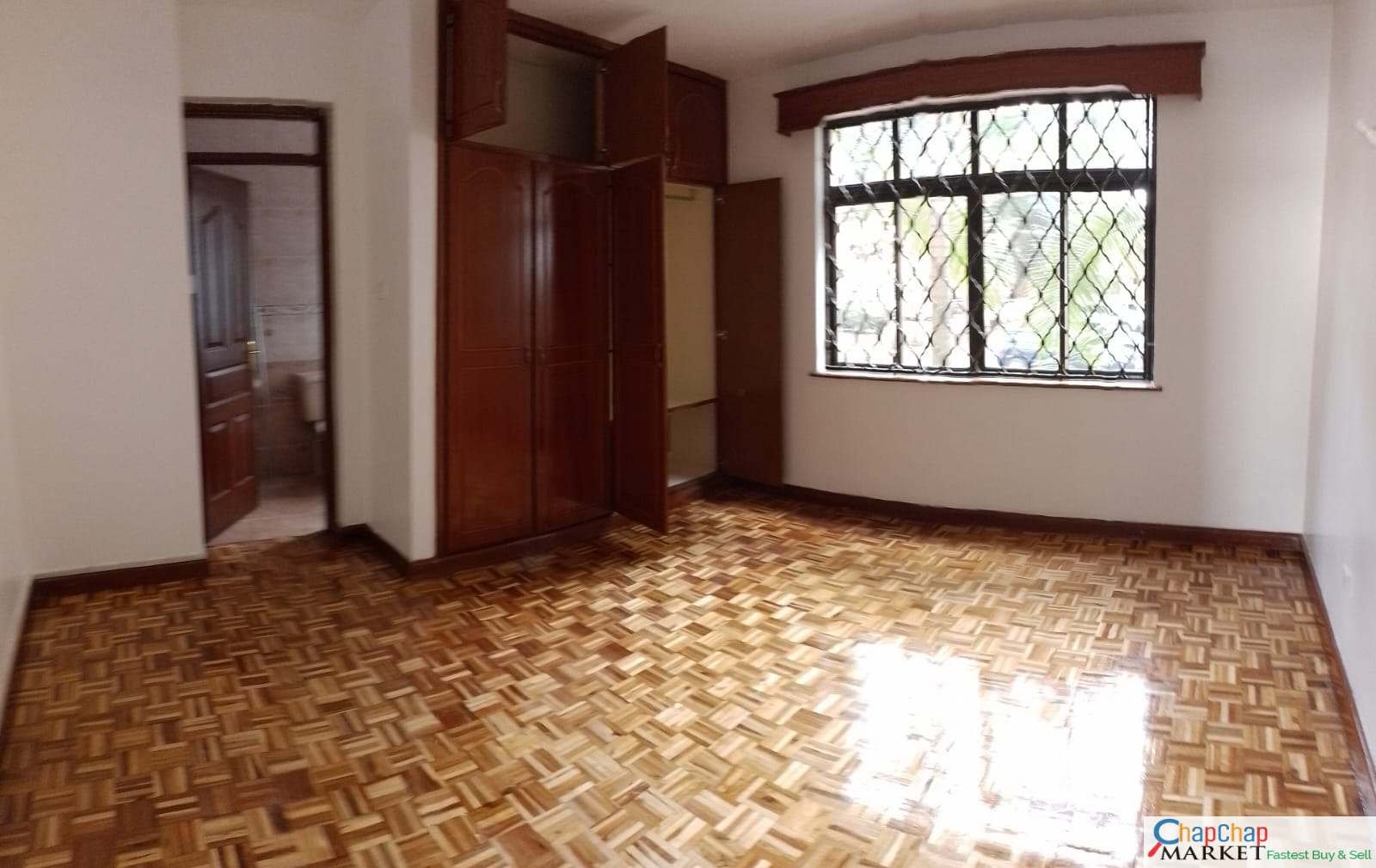 Tranquil 4 Bedrooms Apartments in Brookside Drive