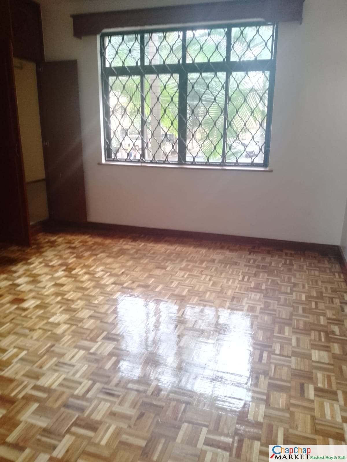 Tranquil 4 Bedrooms Apartments in Brookside Drive