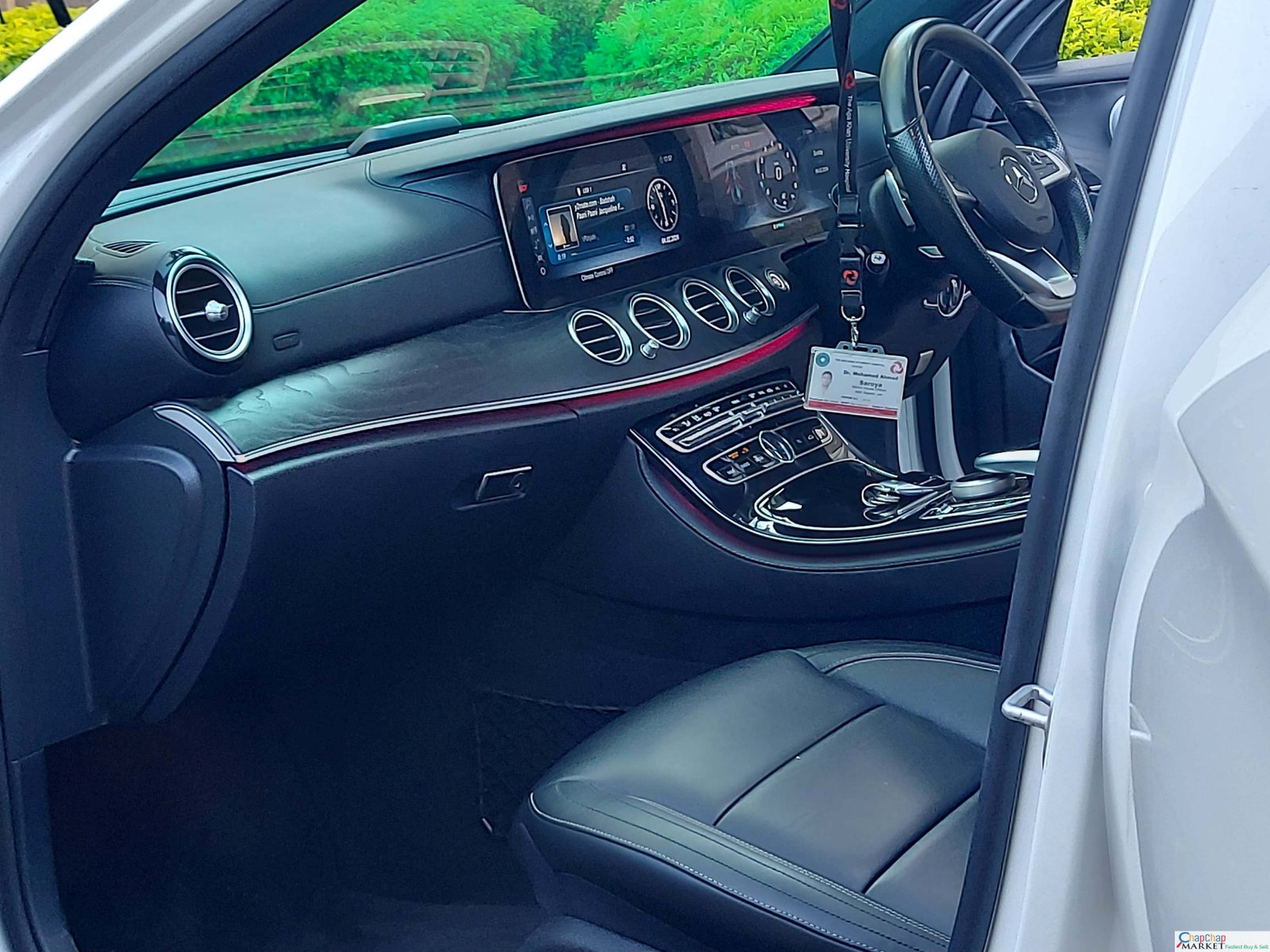 Mercedes Benz E200 just sunroof leather QUICK SALE 70% DEPOSIT Trade in OK EXCLUSIVE Hire purchase installments