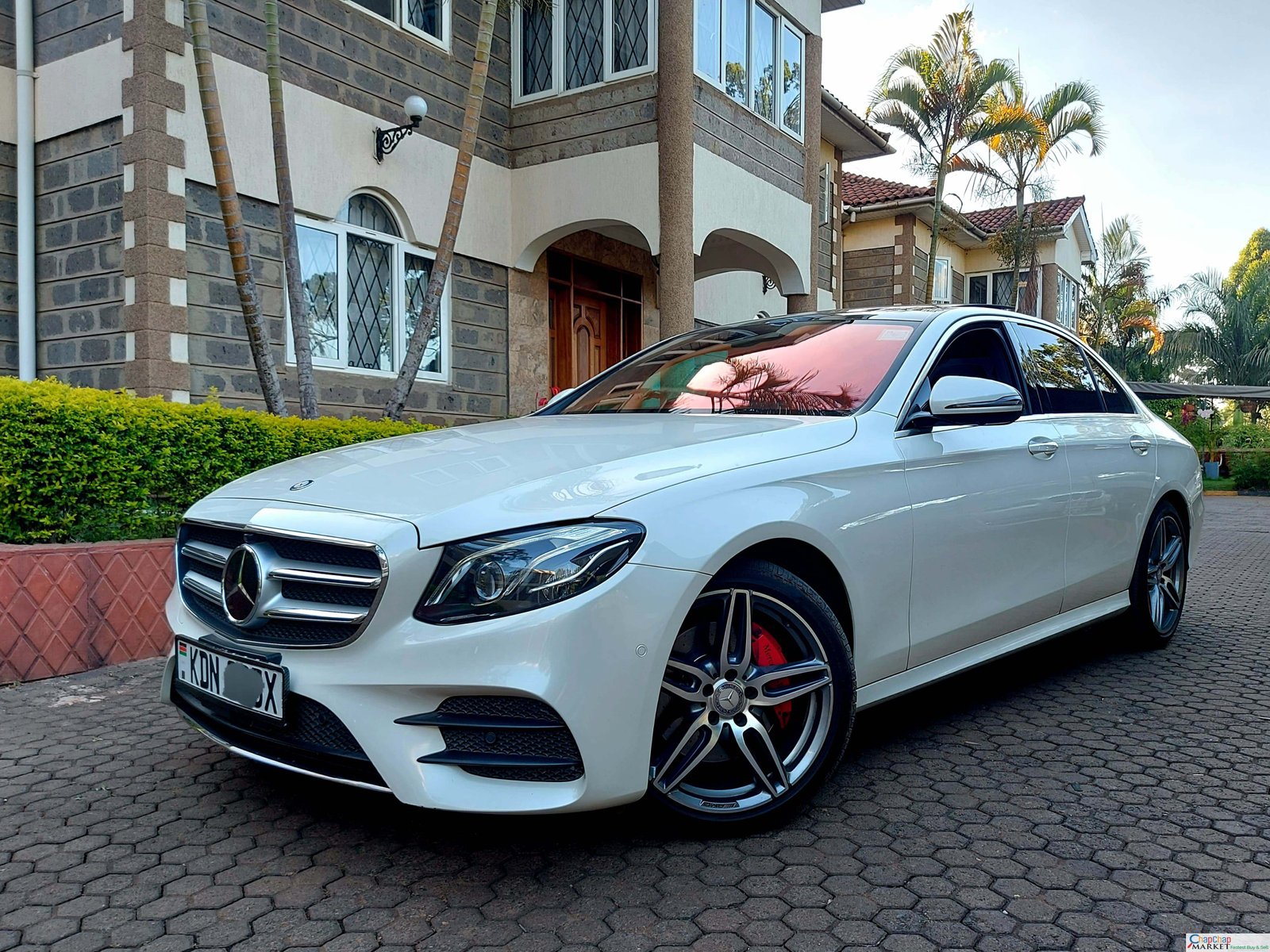 Mercedes Benz E200 just sunroof leather QUICK SALE 70% DEPOSIT Trade in OK EXCLUSIVE Hire purchase installments