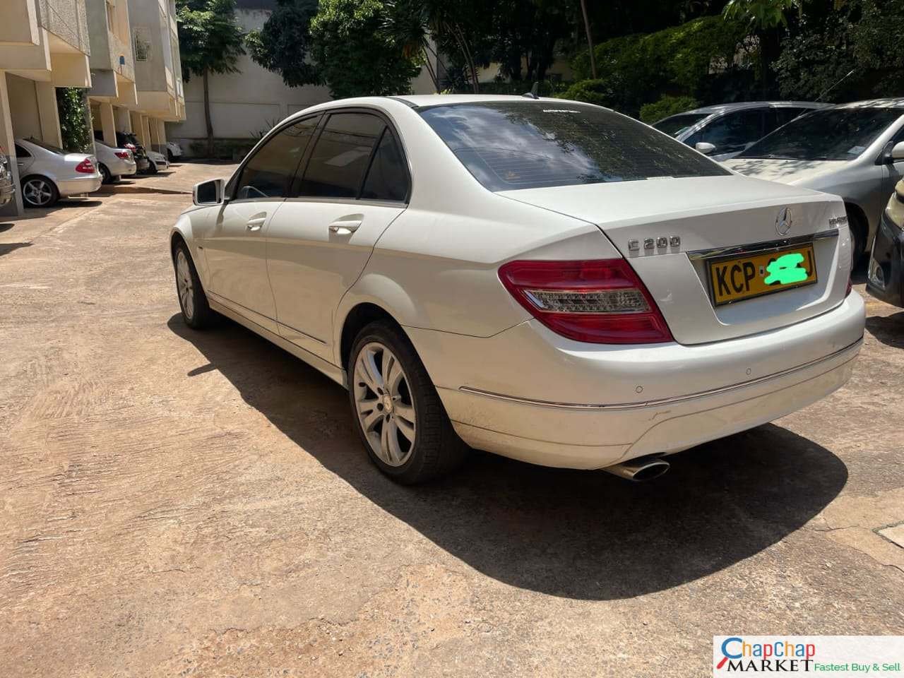Mercedes Benz C200 for sale in Kenya You Pay 30% DEPOSIT Trade in OK EXCLUSIVE New hire installments
