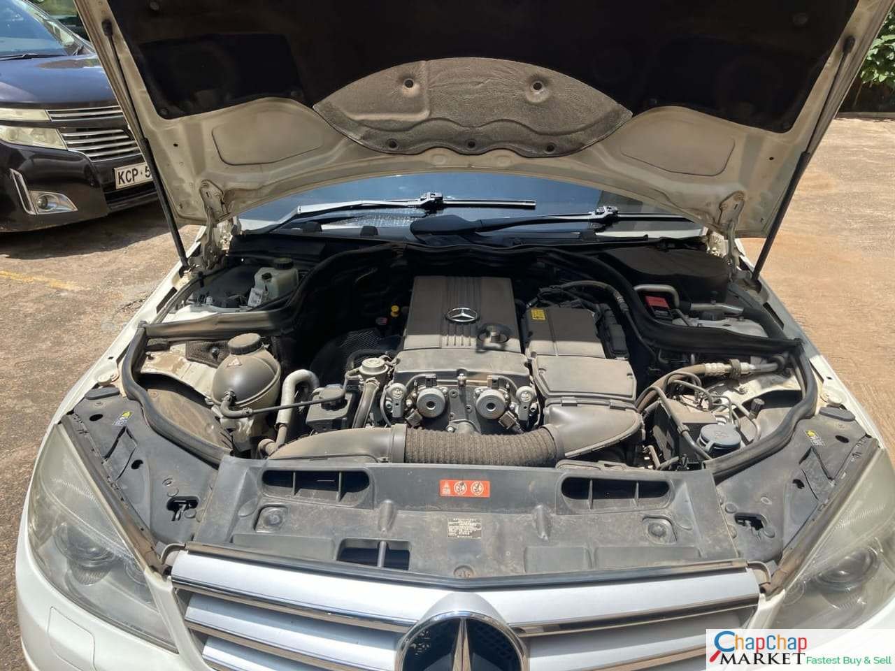 Mercedes Benz C200 for sale in Kenya You Pay 30% DEPOSIT Trade in OK EXCLUSIVE New hire installments