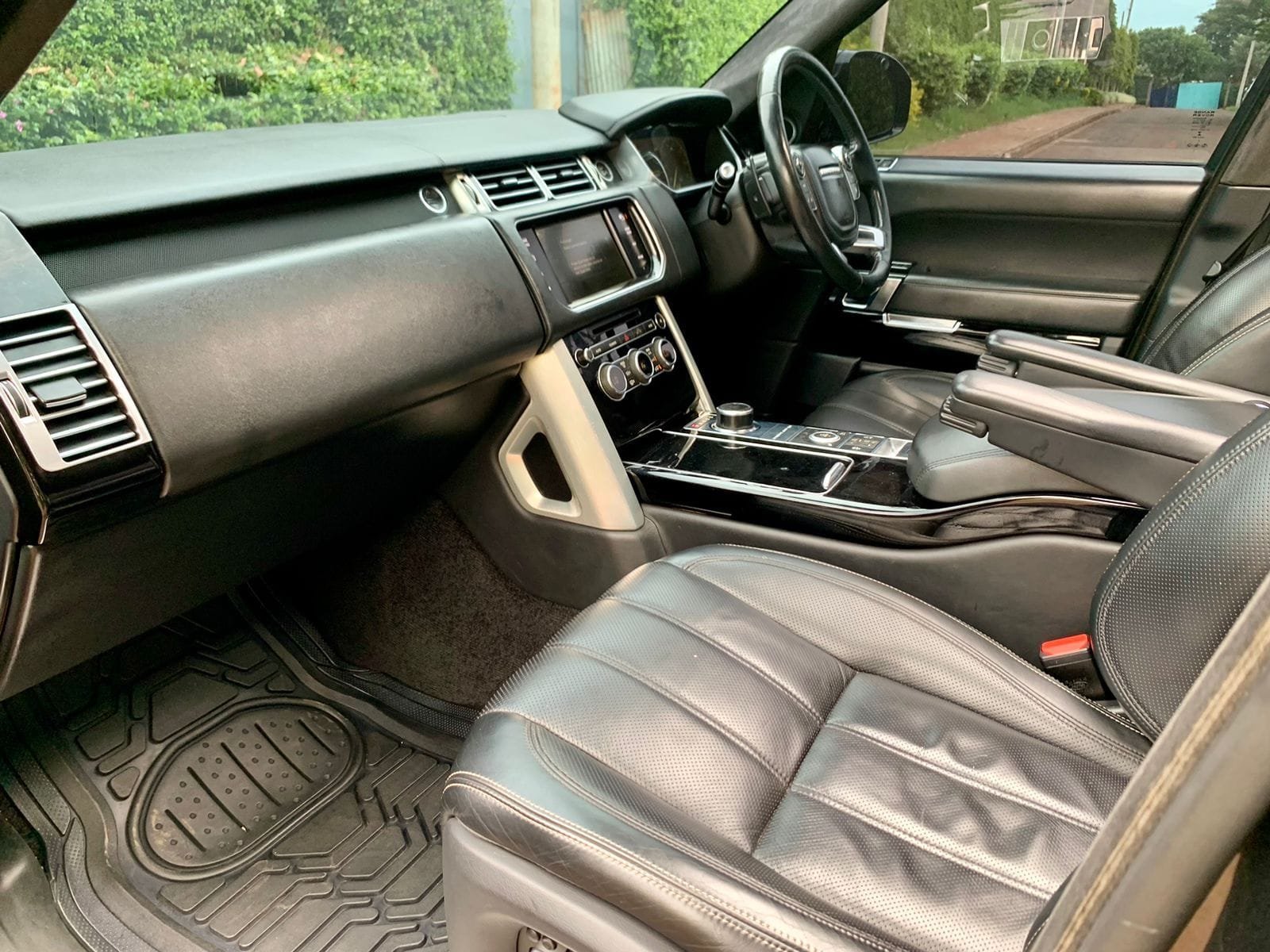 Range Rover Vogue for sale deal 40% Deposit new offer