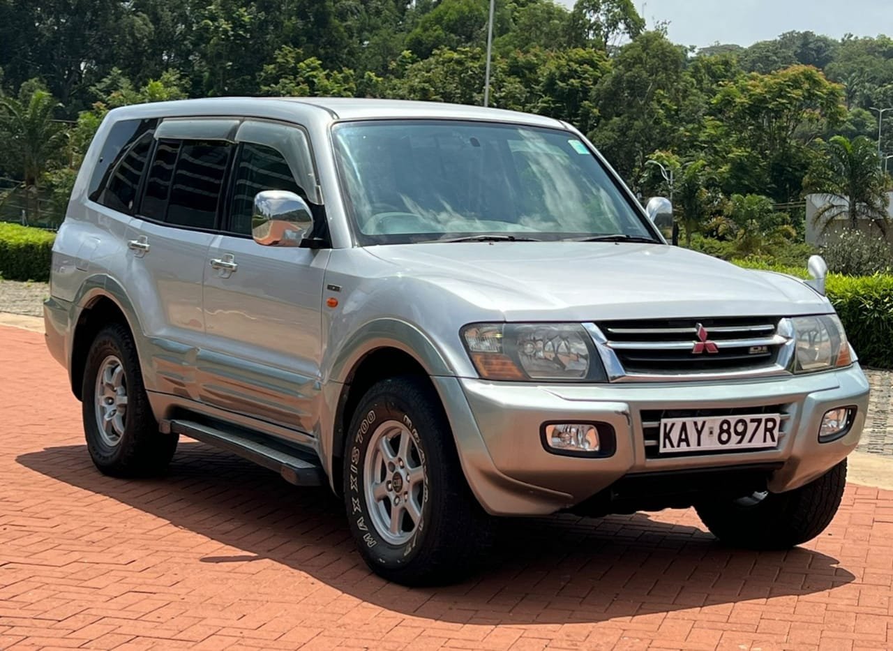 Deal Mitsubishi Pajero exceed QUICK SALE new offer 18 Deal Mitsubishi Pajero exceed QUICK SALE new offer