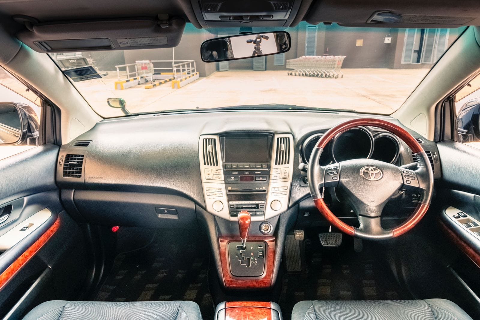 Toyota harrier Quick sale 30% deposit installments New offer