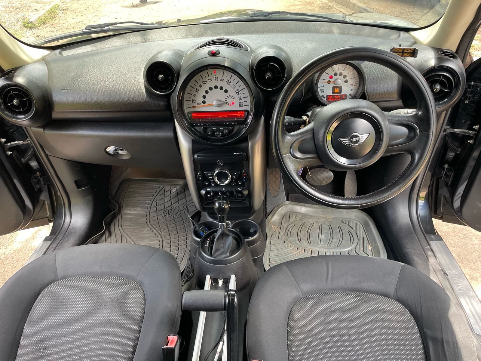 Mini Cooper with sunroof Quick Sale installments You pay 30% Deposit new offer