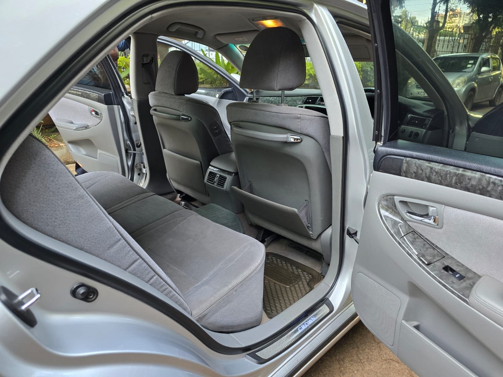 Toyota Crown QUICK SALE installments new offer