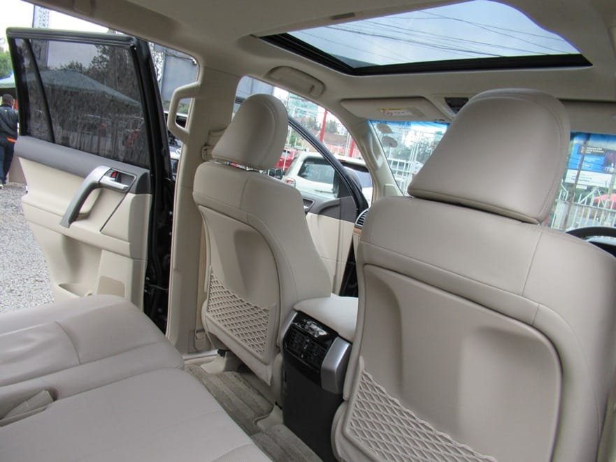 Toyota PRADO 2019 Sunroof Quick SALE TRADE IN OK EXCLUSIVE! Hire purchase installments