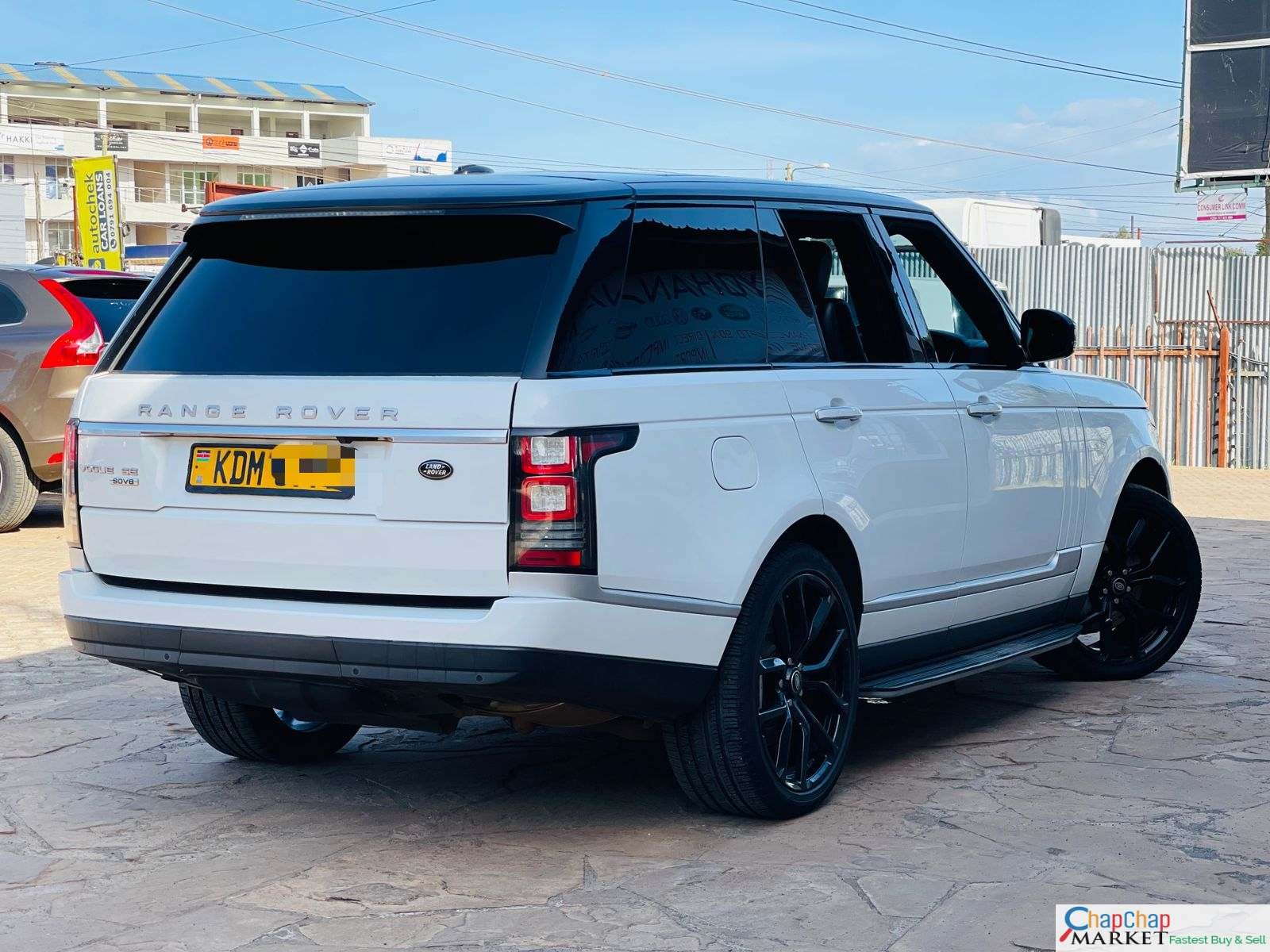 RANGE ROVER VOGUE SDV8 4.4 SUNROOF You Pay 40% DEPOSIT TRADE IN OK For sale in kenya exclusive Hire purchase installments SE