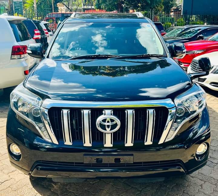 Toyota Prado New Sunroof leather New offer Diesel