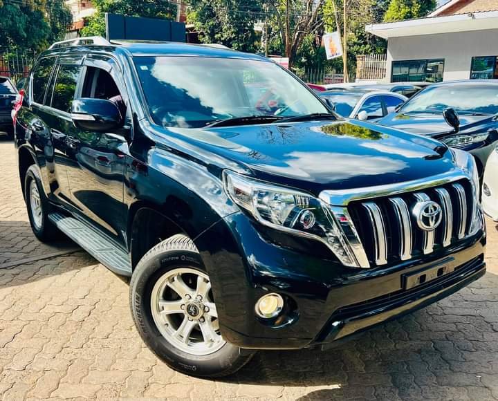 Toyota Prado New Sunroof leather New offer Diesel