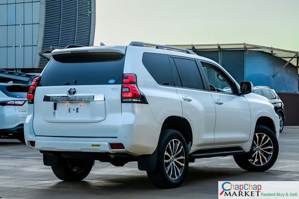 Toyota PRADO for sale in Kenya QUICKEST SALE TXL Sunroof Quick SALE TRADE IN OK EXCLUSIVE! Hire purchase installments NEW