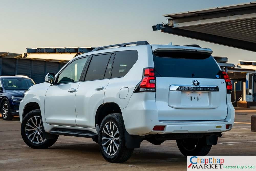 Toyota PRADO for sale in Kenya QUICKEST SALE TXL Sunroof Quick SALE TRADE IN OK EXCLUSIVE! Hire purchase installments NEW