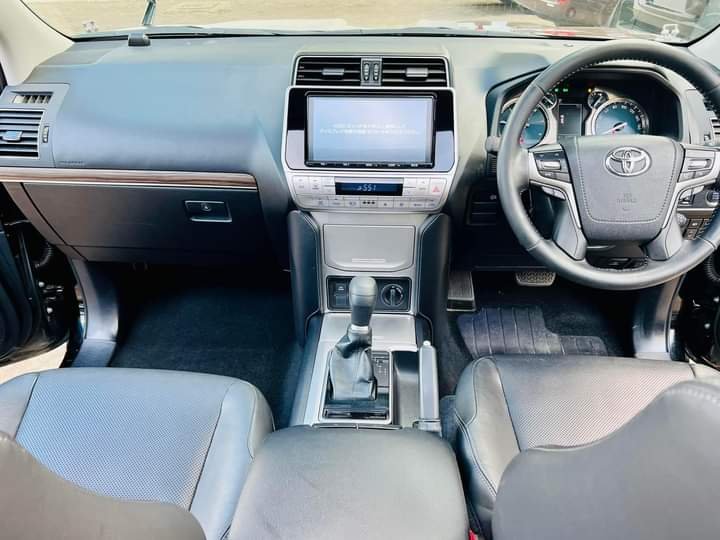 Toyota PRADO 2018 Sunroof Quick SALE TRADE IN OK EXCLUSIVE! Hire purchase installments