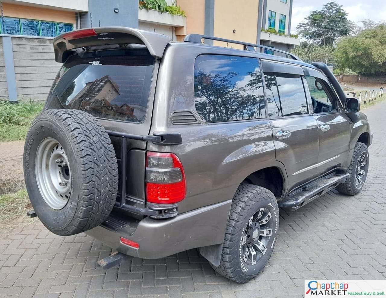 Toyota Land Cruiser 100 series AMAZON 4.2 DIESEL  100 SERIES You Pay 30% Deposit Trade in Ok EXCLUSIVE hire purchase installments Kenya 🔥 manual