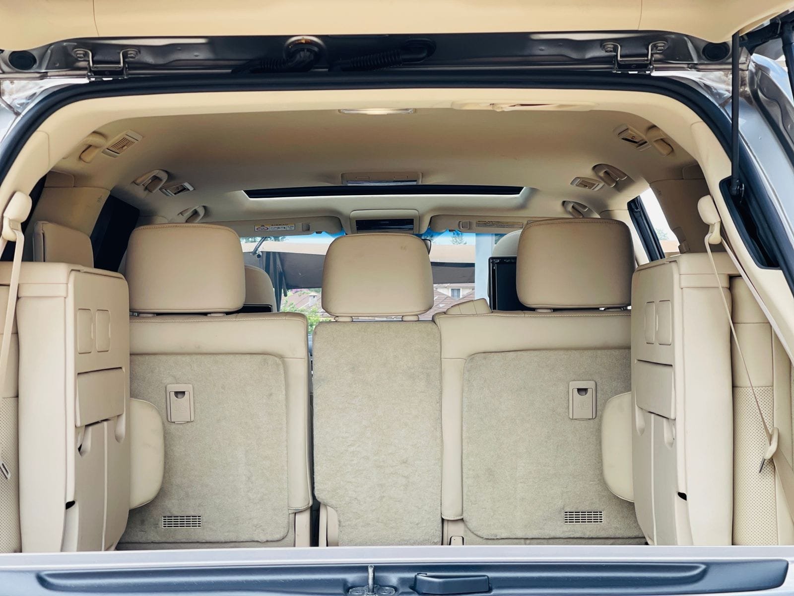 LEXUS LX 570 Kenya CHEAPEST 🔥 Lexus lx 570 for sale in kenya HIRE PURCHASE installments OK EXCLUSIVE For SALE in Kenya QUICKEST SALE