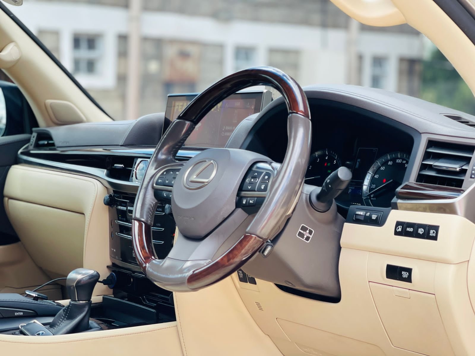 LEXUS LX 570 Kenya CHEAPEST 🔥 Lexus lx 570 for sale in kenya HIRE PURCHASE installments OK EXCLUSIVE For SALE in Kenya QUICKEST SALE
