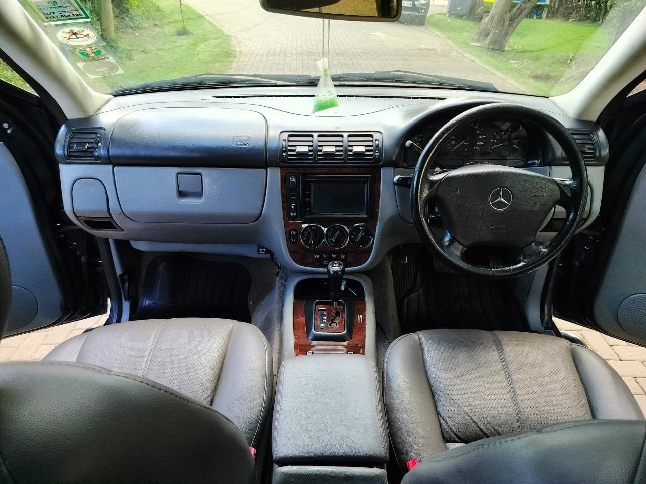 Mercedes Benz ML 270 1.M ONLY SUNROOF 7 SEATER ML CLASS Trade in OK Hire purchase installments as new