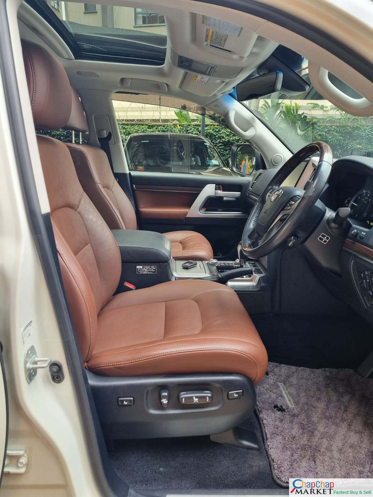 Toyota Land Cruiser v8 ZX Just arrived You Pay 40% Deposit 70% installments 2017 Kenya