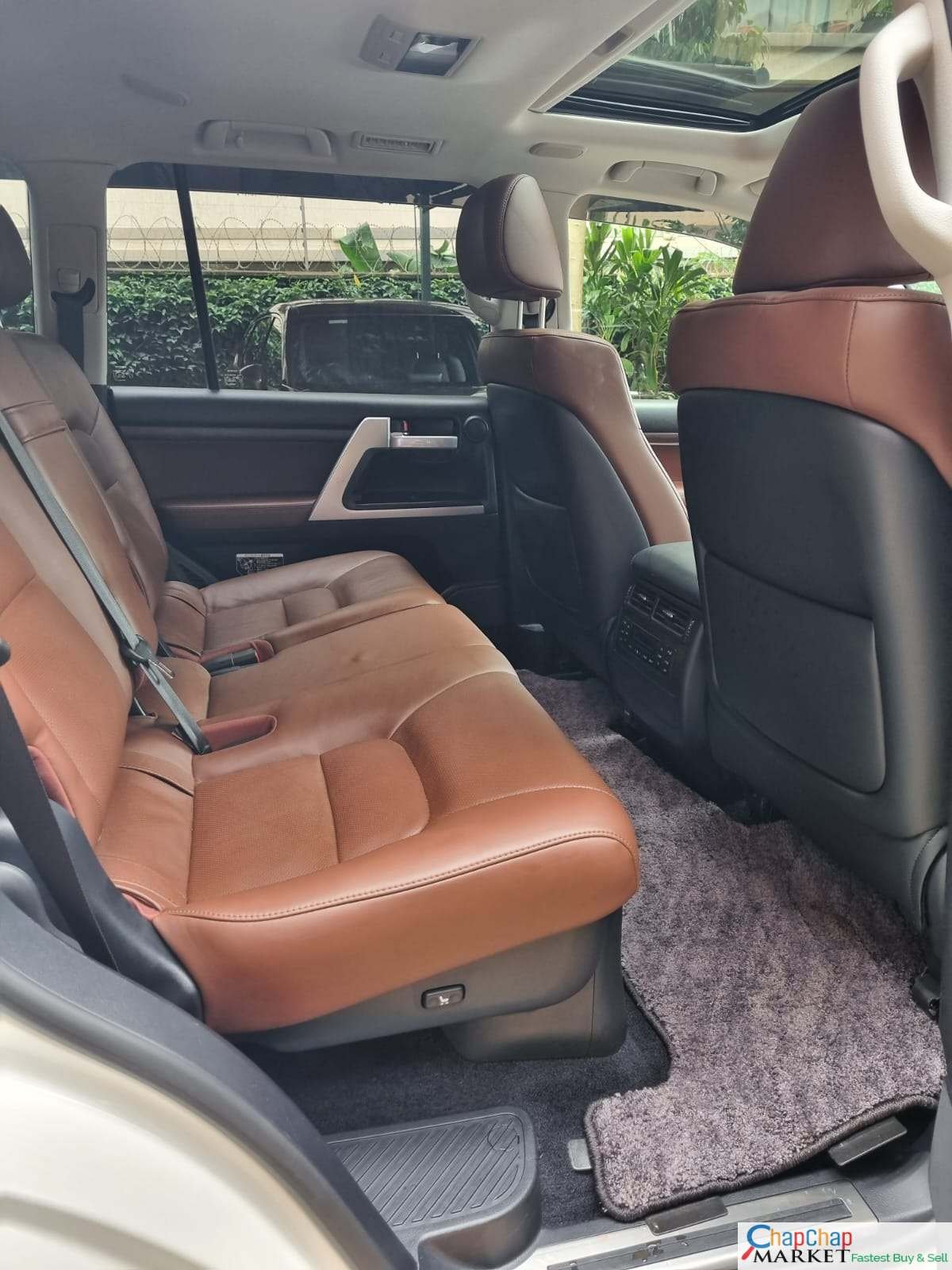 Toyota Land Cruiser v8 ZX Just arrived You Pay 40% Deposit 70% installments 2017 Kenya