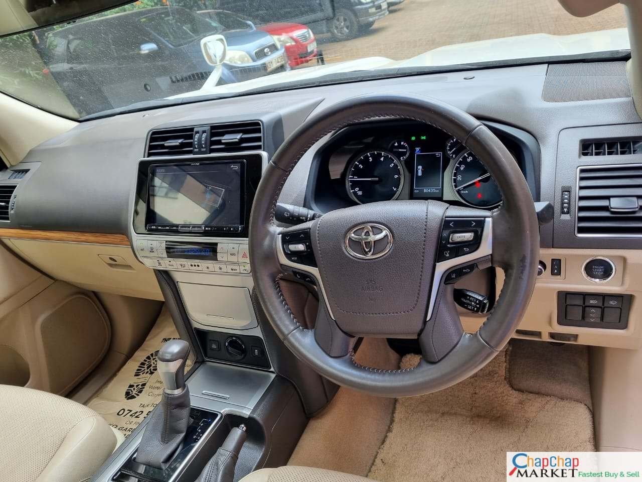 Toyota PRADO 2018 Sunroof Quick SALE TRADE IN OK New shape Kenya hire purchase installments