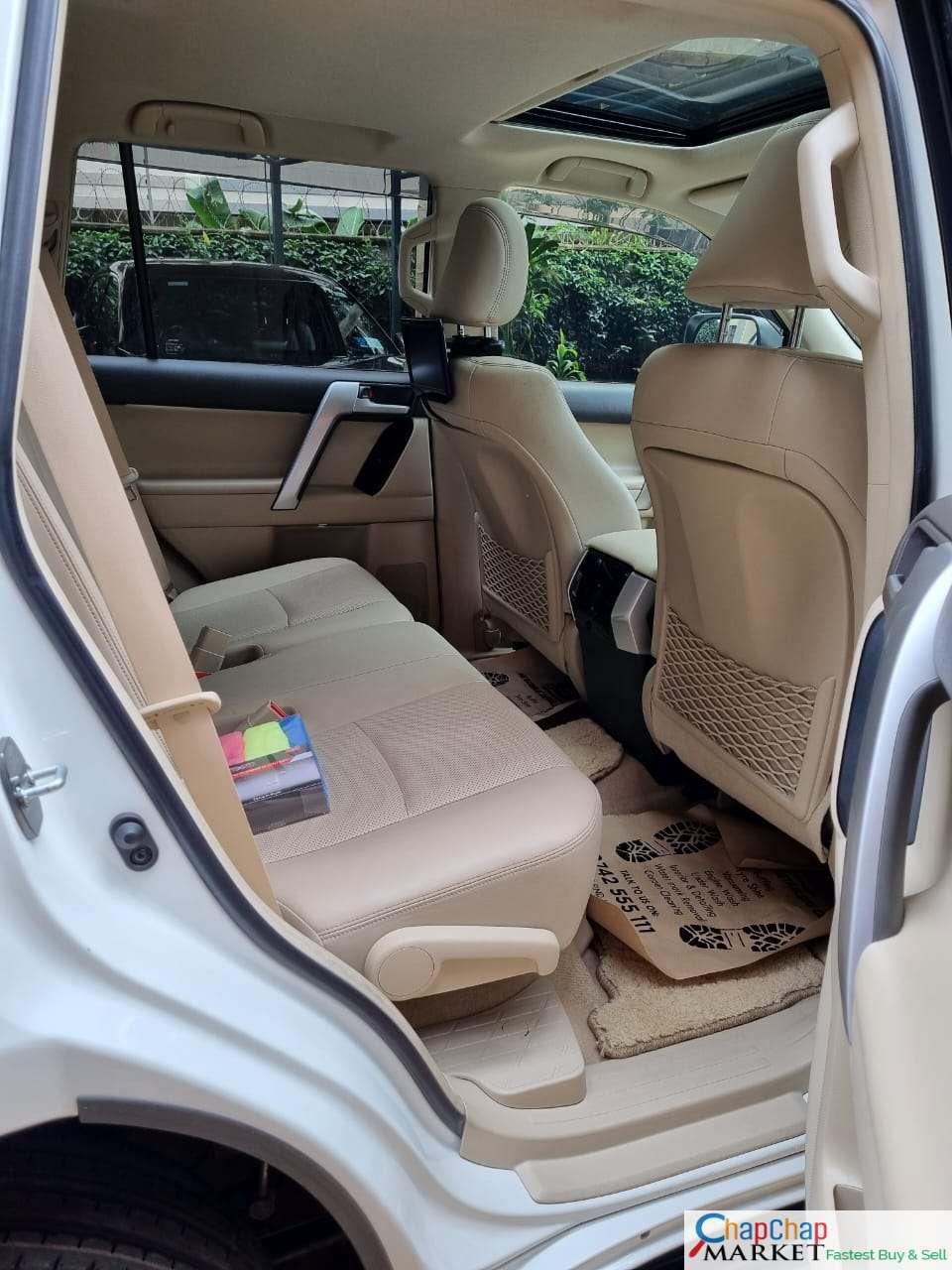 Toyota PRADO 2018 Sunroof Quick SALE TRADE IN OK New shape Kenya hire purchase installments