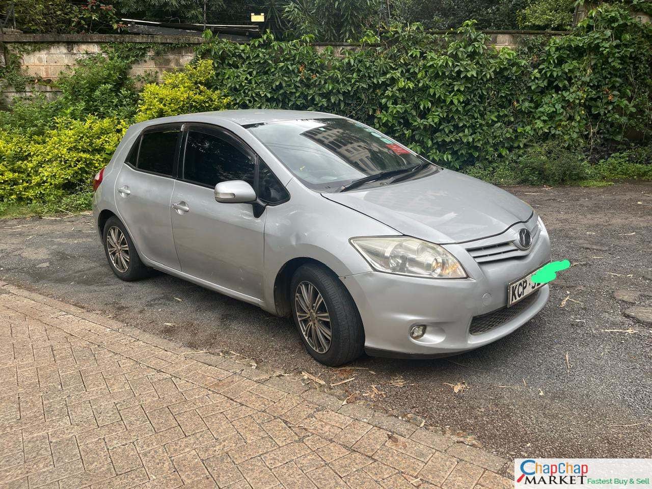 Toyota AURIS QUICK SALE 🤩 You Pay 30% Deposit Trade in OK Hire purchase installments Kenya NEW