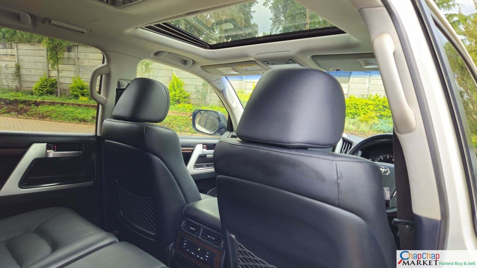 Toyota Land Cruiser VX V8 DIESEL New import QUICK SALE Trade in Ok EXCLUSIVE 2018 hire purchase installments Kenya