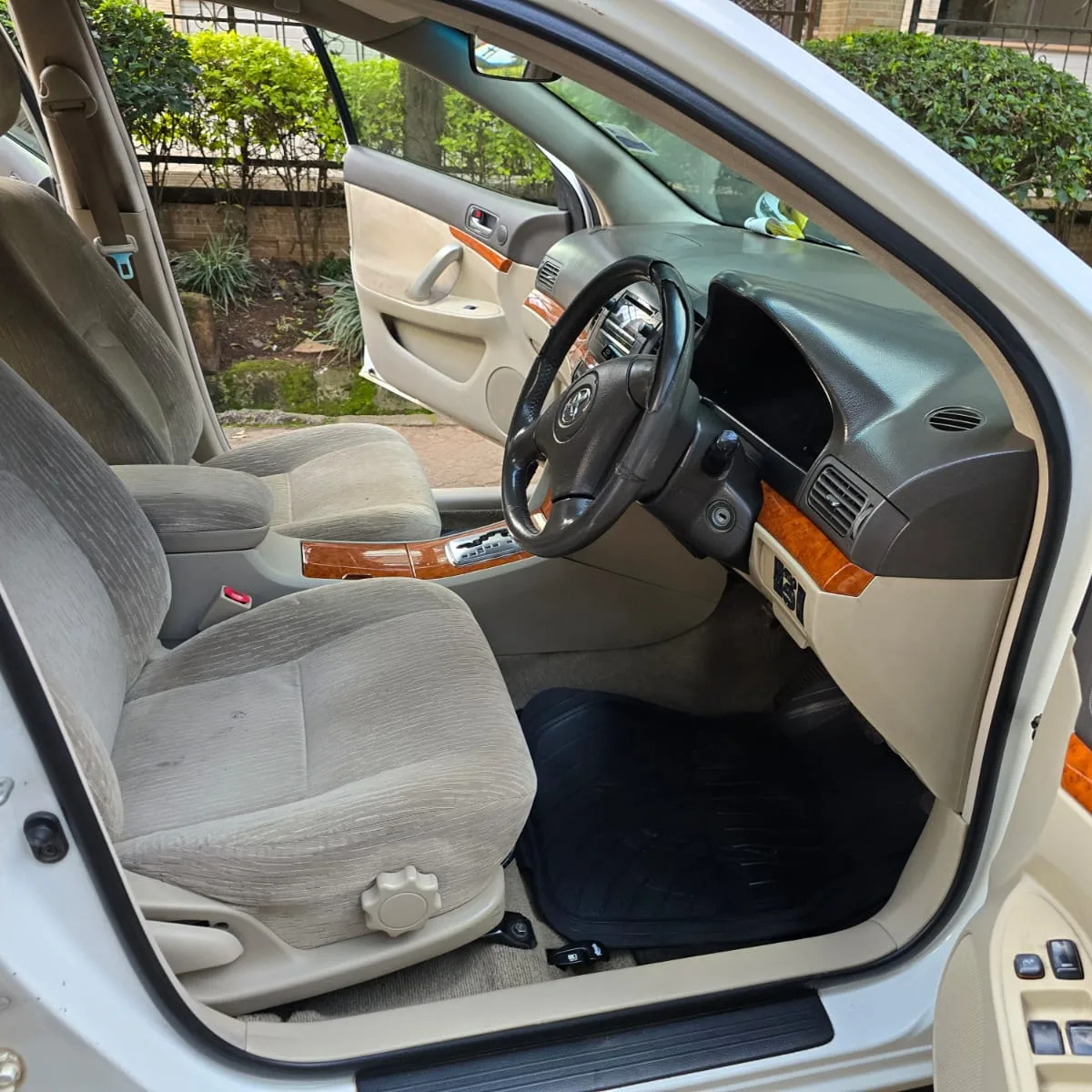 Toyota PREMIO QUICK SALE You Pay 30% Deposit Trade in OK EXCLUSIVE! Hire purchase installments
