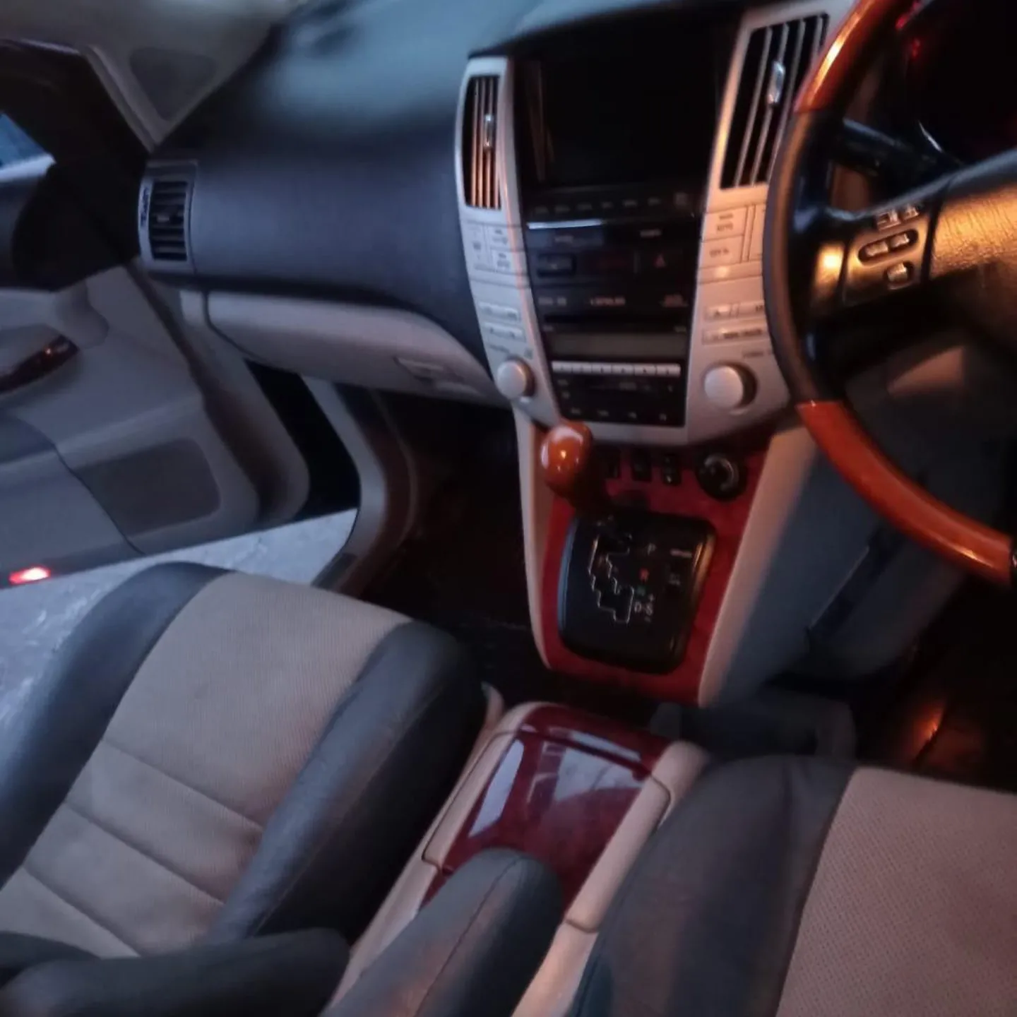 LEXUS RX 350 with SUNROOF You Pay 30% Deposit Trade in OK EXCLUSIVE For Sale in Kenya hire purchase installments