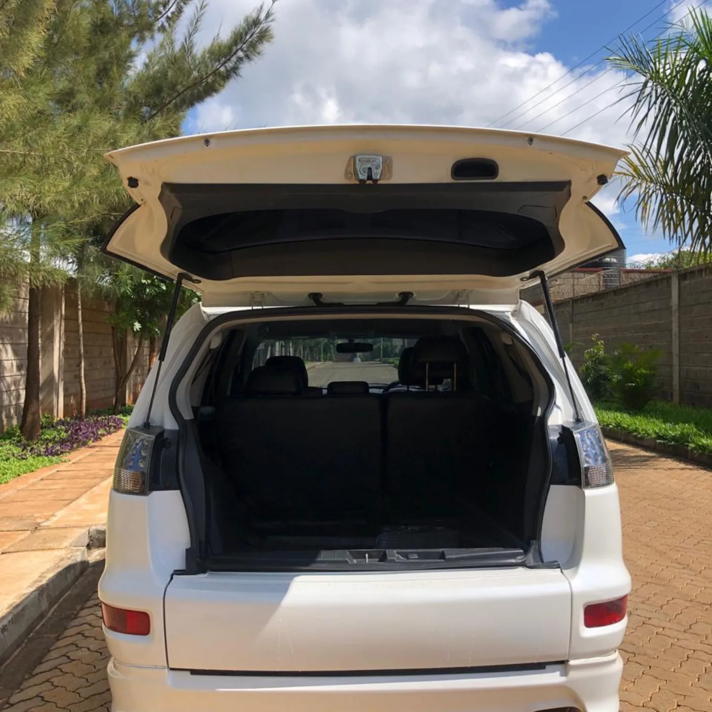 Mitsubishi OUTLANDER 🤩 QUICK SALE You Pay 30% Deposit Trade in Ok EXCLUSIVE  HIRE PURCHASE INSTALLMENTS