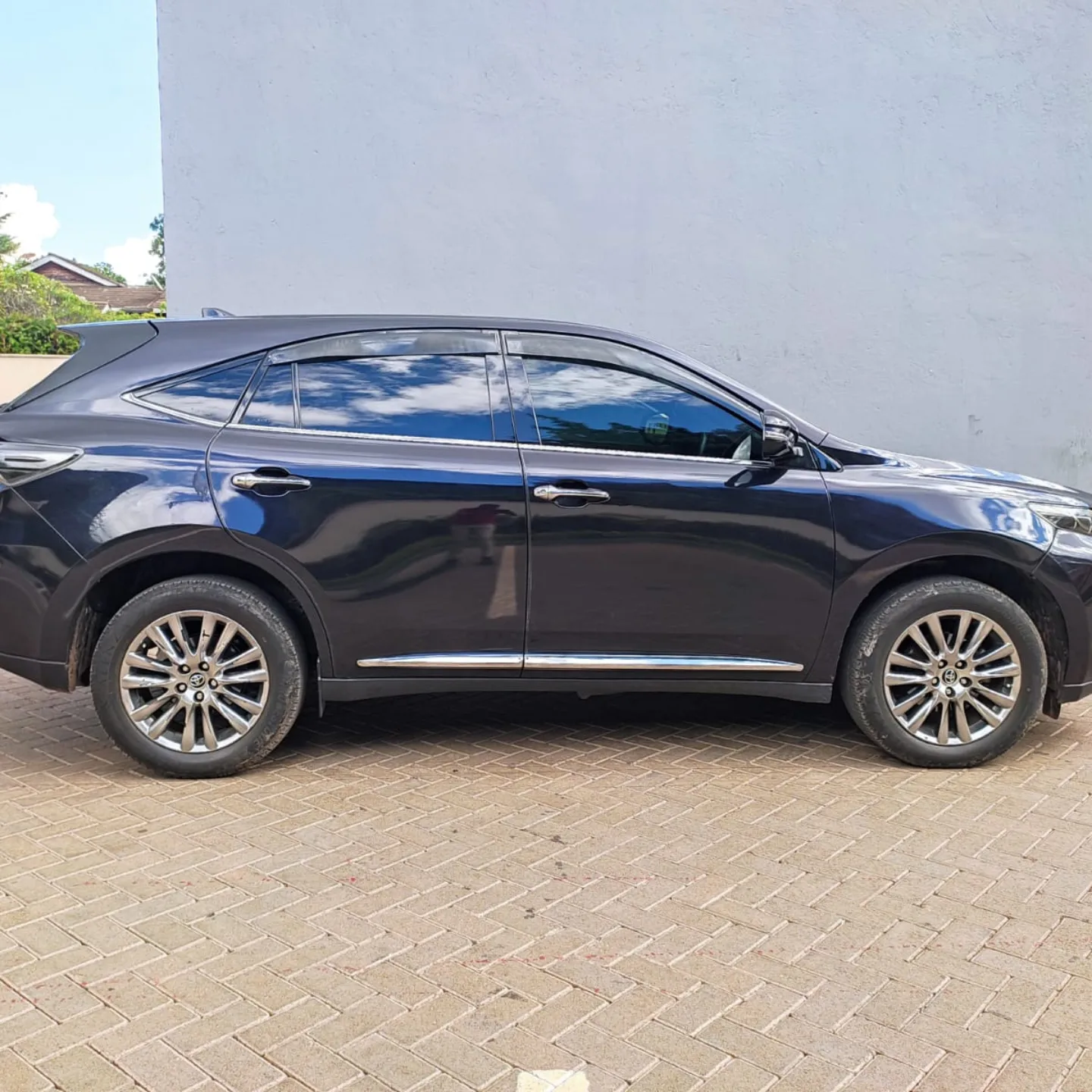 Toyota Harrier new shape CHEAPEST You Pay 30% Deposit Trade in OK EXCLUSIVE