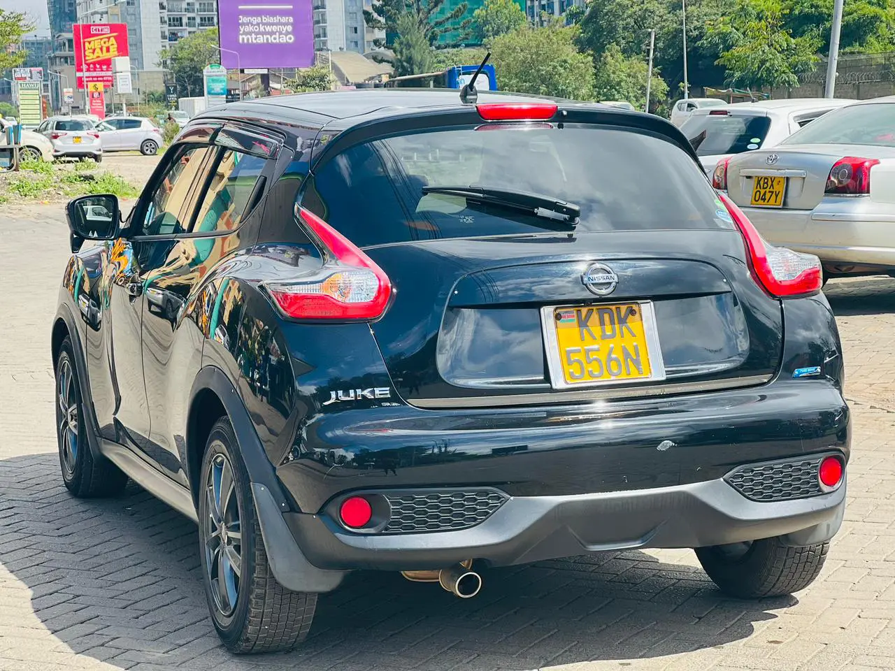 Nissan juke with SUNROOF QUICK SALE You Pay 30% Deposit Trade in OK! Hire purchase installments panoramic