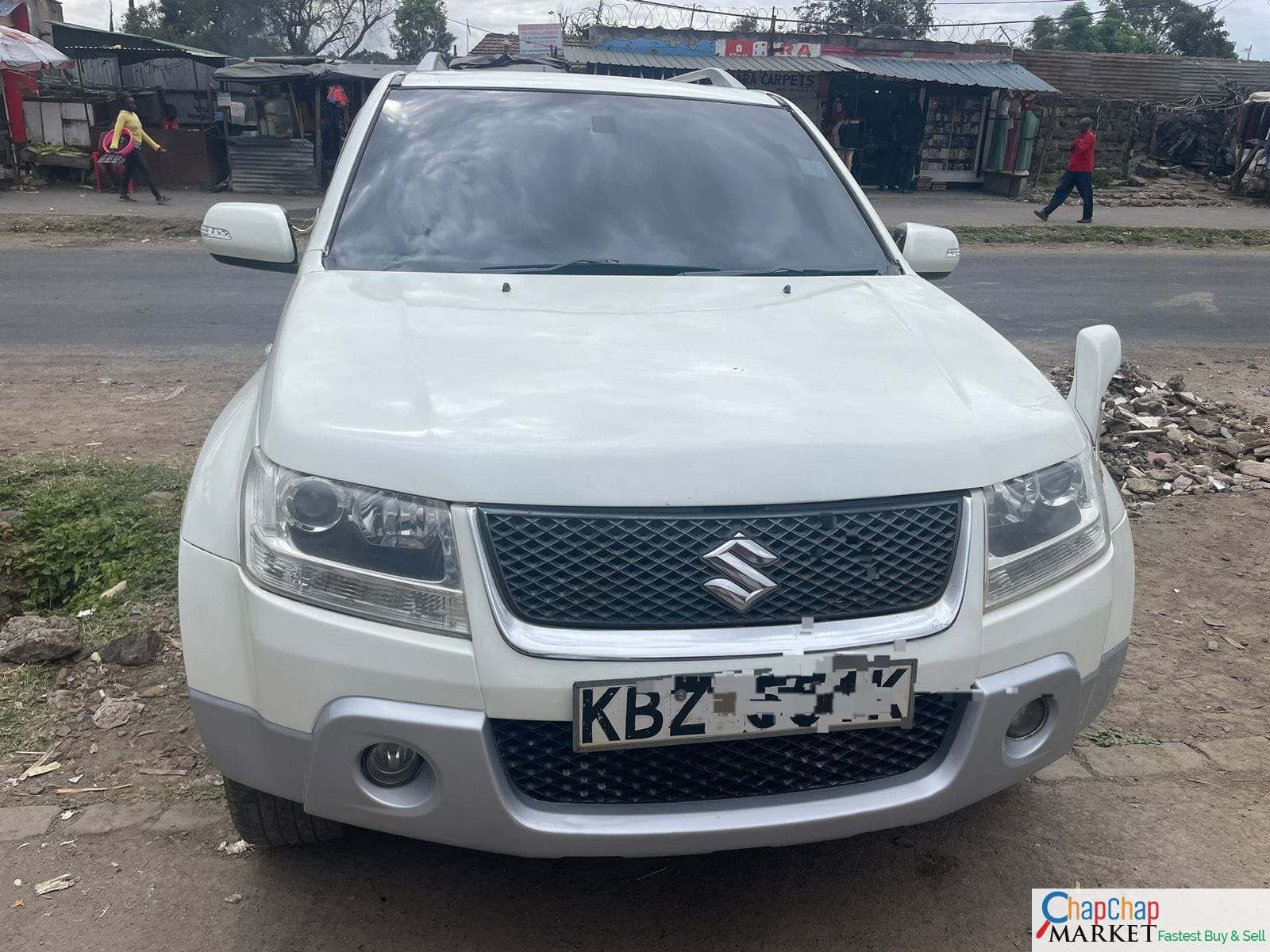 Suzuki ESCUDO with Sunroof QUICK SALE You Pay 30% Deposit Trade in OK hire purchase installments EXCLUSIVE