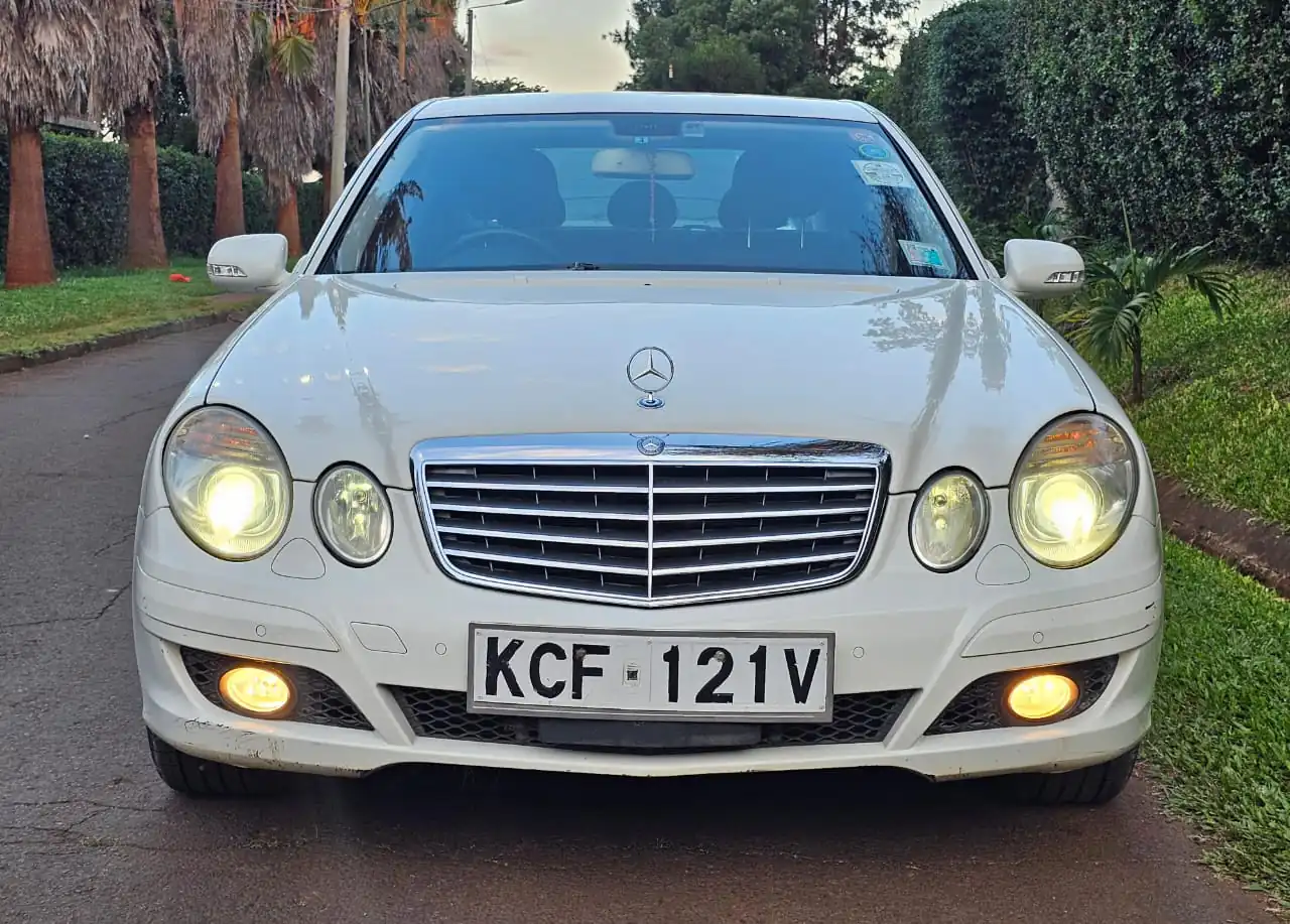 MERCEDES BENZ E250 W211 QUICKEST SALE You Pay 30% Deposit Trade in OK Hire purchase installments (SOLD)