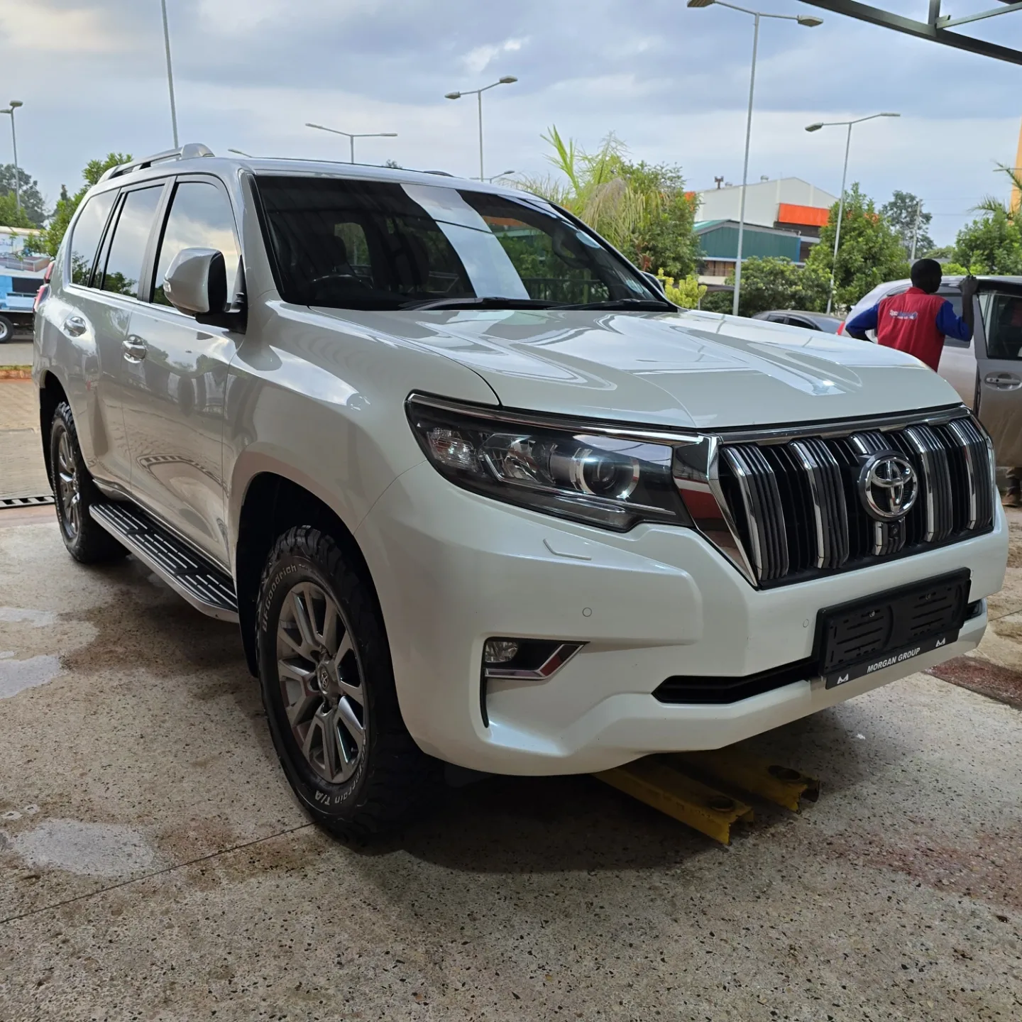 Toyota Prado VXL New Arrival QUICKEST SALE You Pay 30% Deposit Trade in OK Hire purchase installments