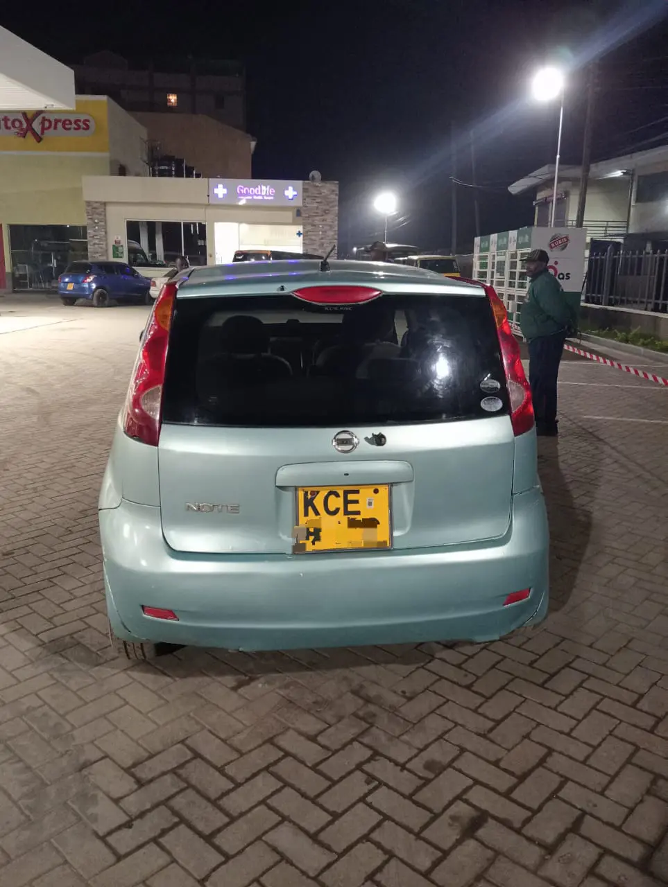 Nissan Note 280K ONLY QUICKEST SALE You Pay 30% Deposit Trade in OK Hire purchase installments (SOLD)