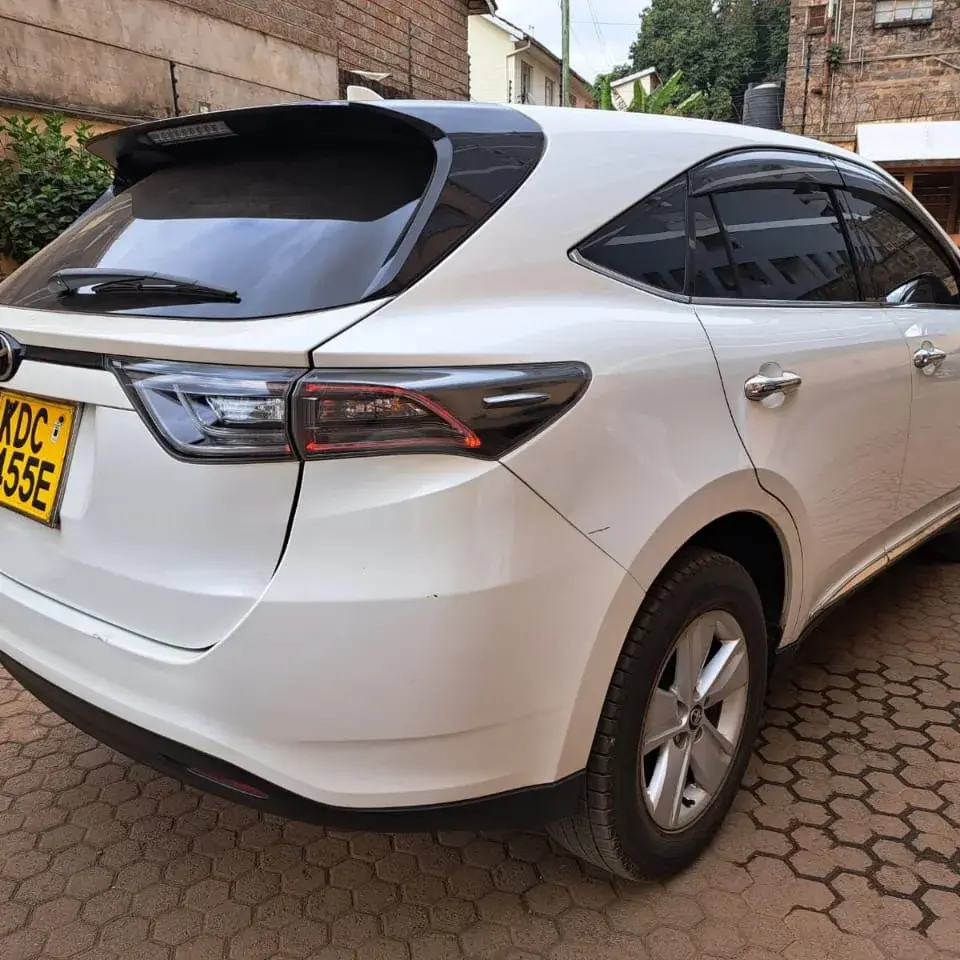 Toyota Harrier NEW SHAPE Asian owner  QUICK You Pay 30% Deposit Trade in OK EXCLUSIVE