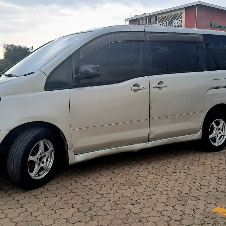 Nissan Serena Van CLEANEST CHEAPEST You Pay 30% Deposit Trade in Ok New