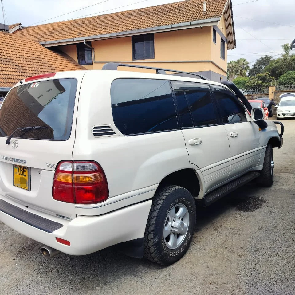 Toyota Land Cruiser VX V8 100 series Cygnus You Pay 30% Deposit Trade in Ok EXCLUSIVE hire purchase installments