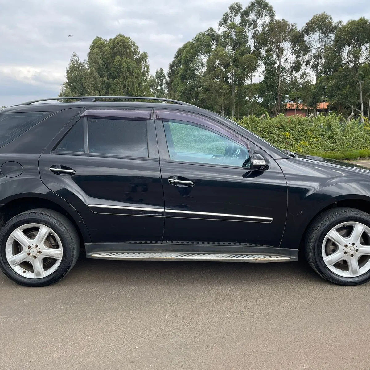 Mercedes Benz ML 350 ML CLASS 4-Matic fully loaded Pay Trade in OK installments EXCLUSIVE