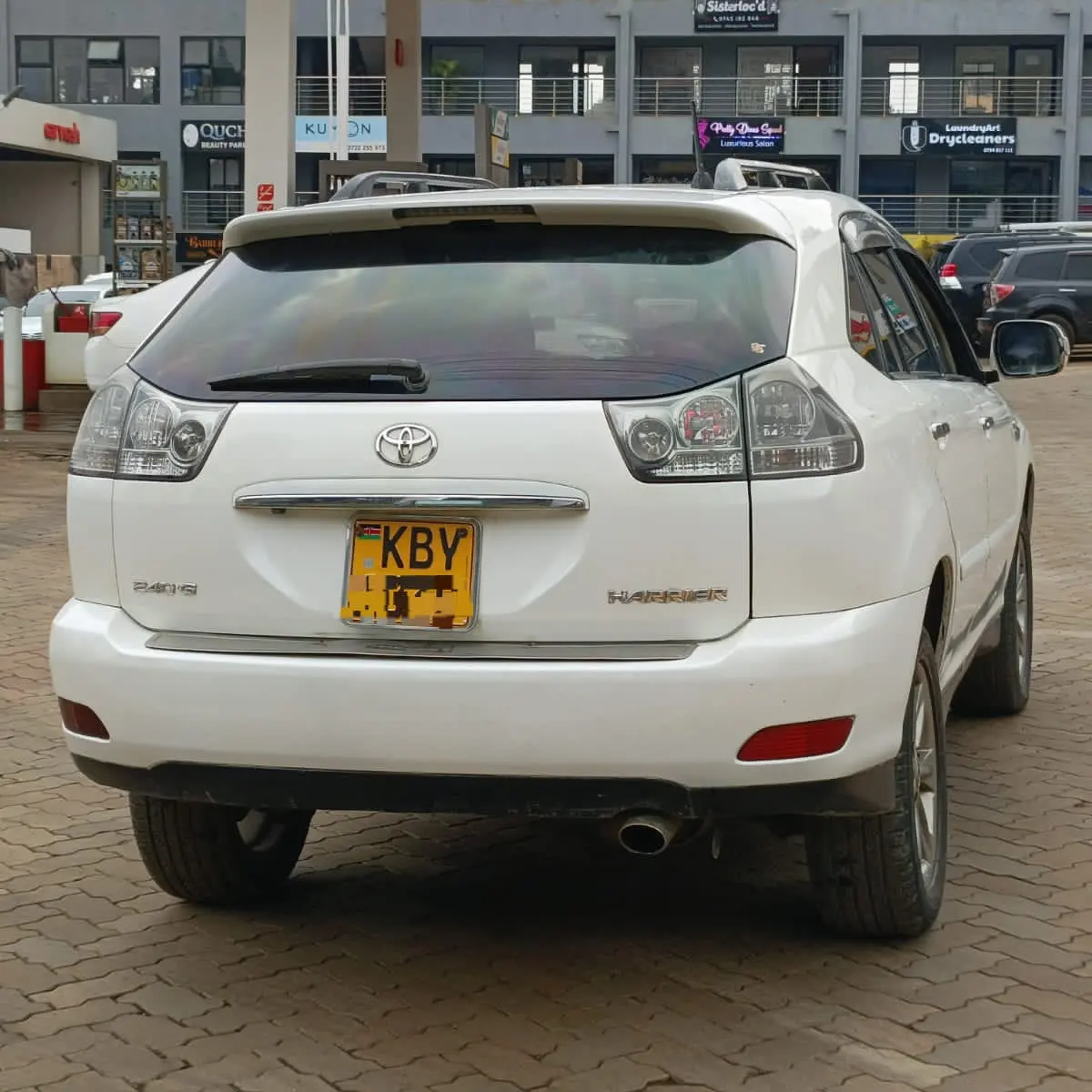 Toyota Harrier CHEAPEST 990K ONLY KBY clean You Pay 30% Deposit Trade in OK hire purchase installments