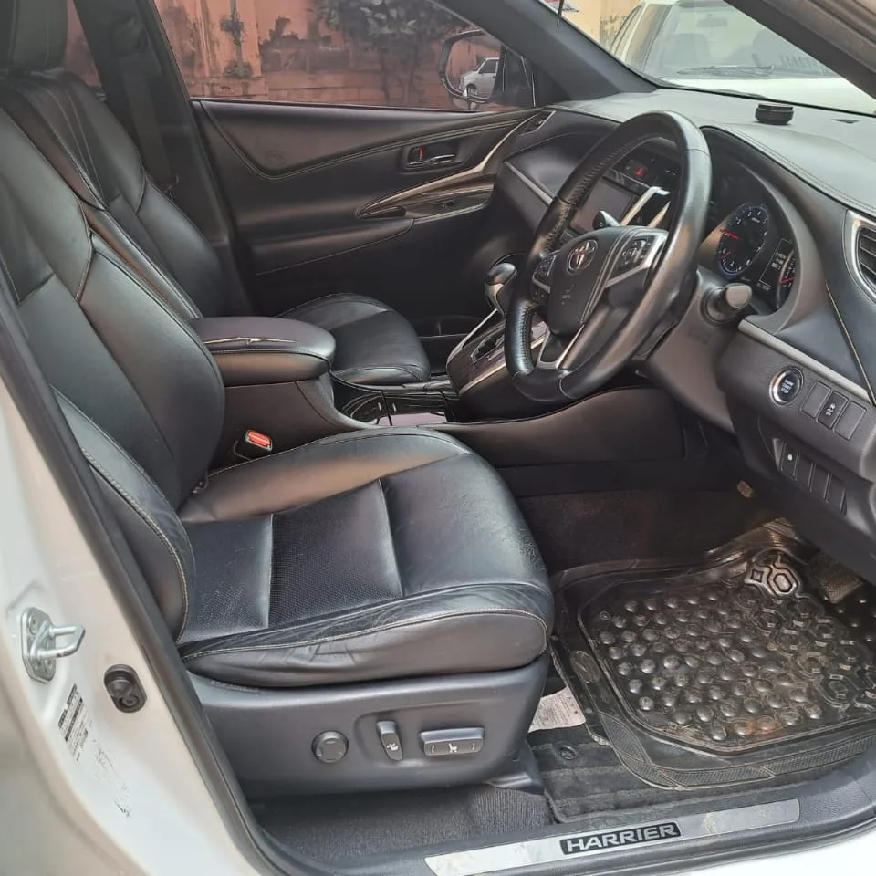 Toyota Harrier NEW SHAPE Asian owner  QUICK You Pay 30% Deposit Trade in OK EXCLUSIVE