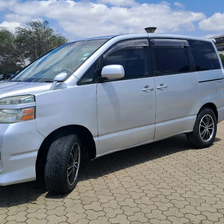 Toyota Voxy Quick sale You Pay 30% Deposit Trade in OK EXCLUSIVE hire purchase installments 24 IMG 20240830 151004 112