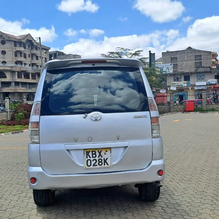 Toyota Voxy Quick sale You Pay 30% Deposit Trade in OK EXCLUSIVE hire purchase installments 23 IMG 20240830 151004 124