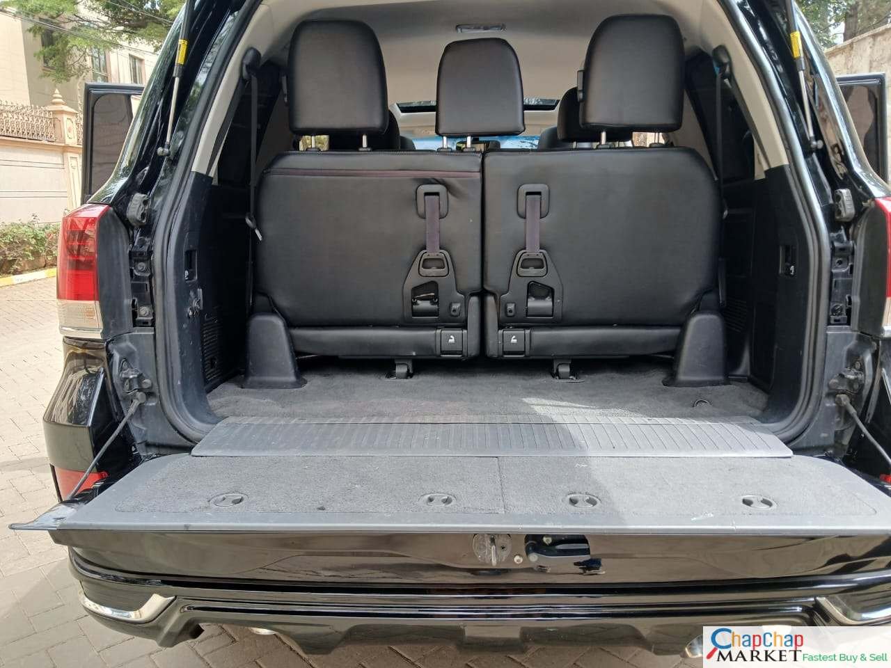 Toyota Land Cruiser V8 DIESEL 🔥 🔥 Quick SALE TRADE IN OK EXCLUSIVE! Hire purchase installments 202