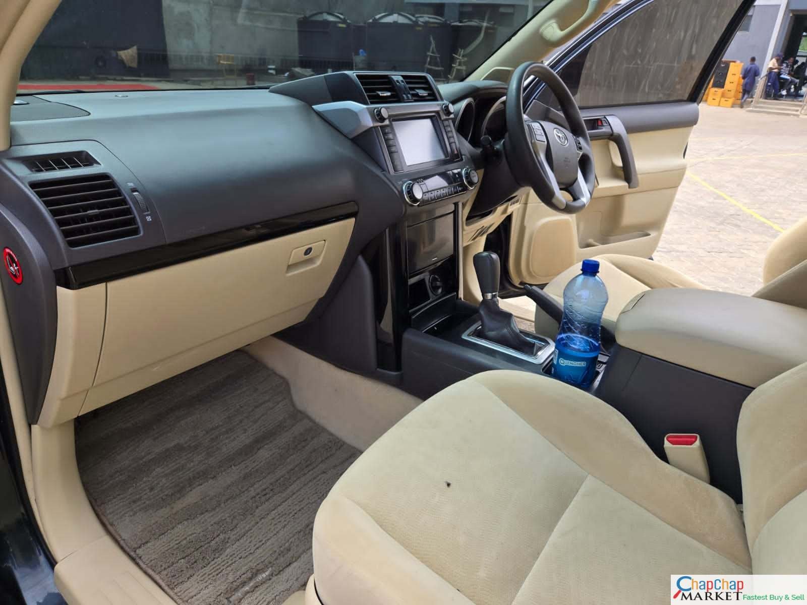 TOYOTA LAND-CRUISER PRADO 2017 4.59M nego sunroof leather QUICK SALE You Pay 30% Deposit Trade in OK Hire purchase installments