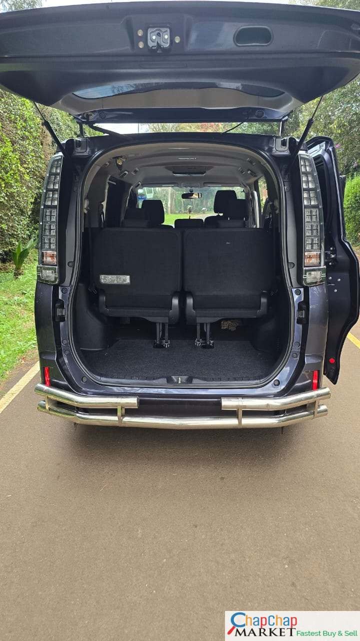 Toyota VOXY QUICK SALE You Pay 30% Deposit Trade in OK Hire purchase installments New shape van